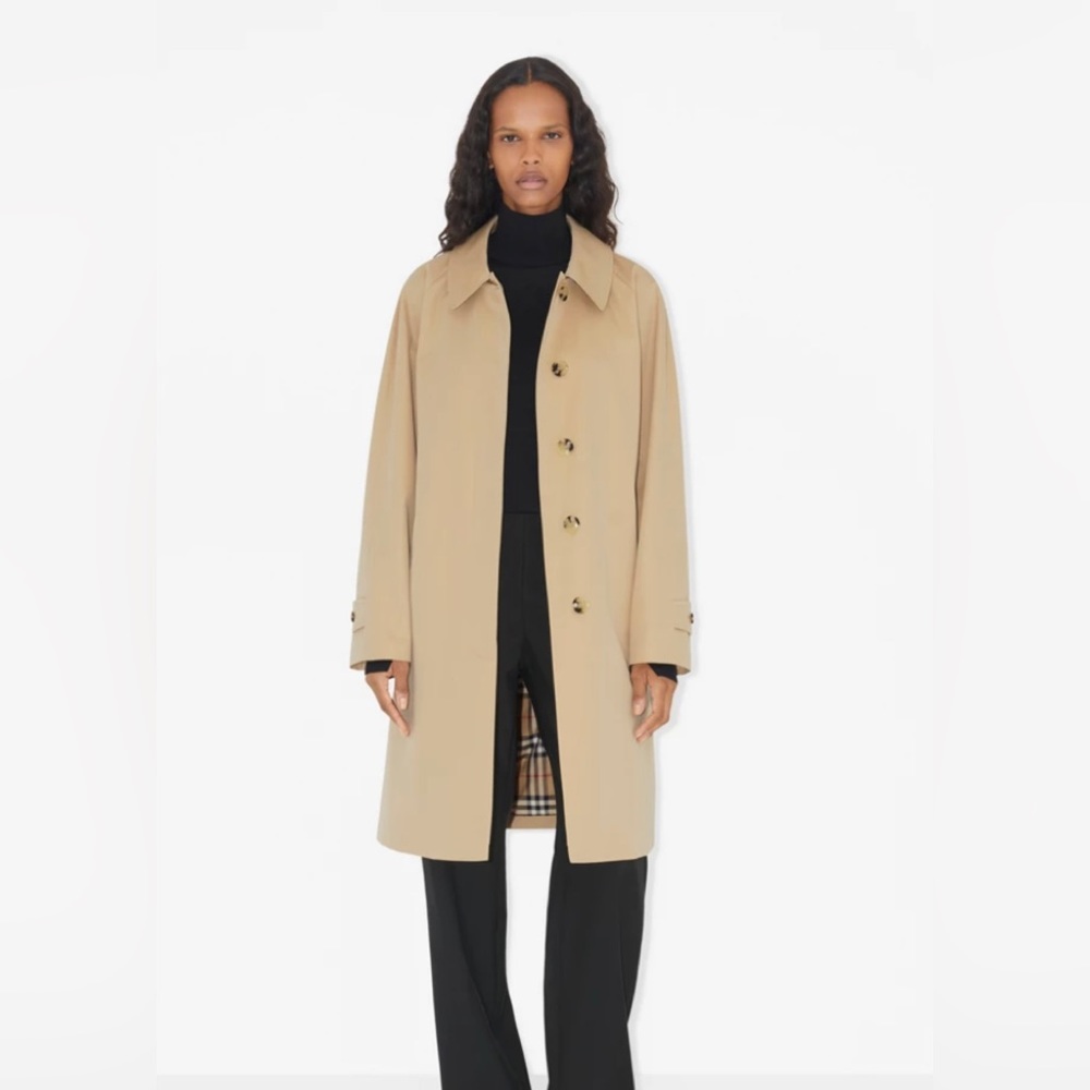 Burberry London Vintage CAMDEN trench with detachable hood (sz 6)